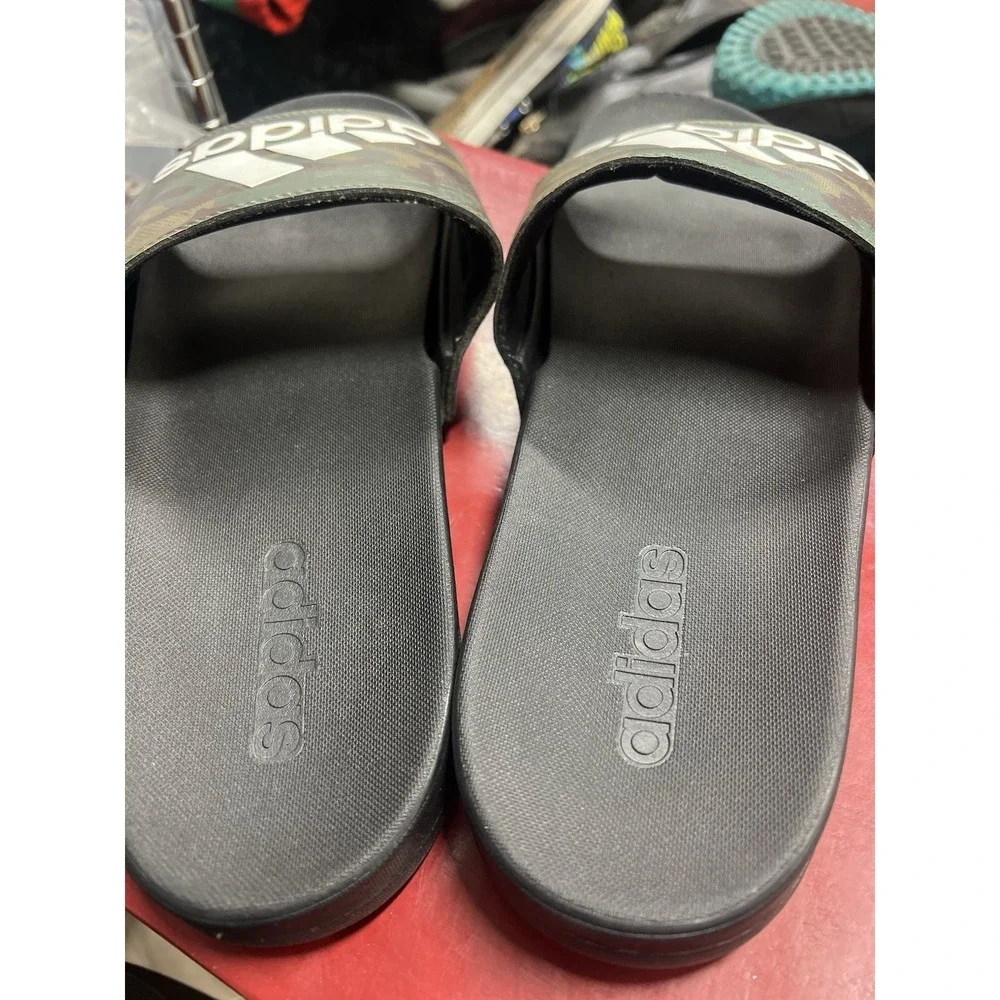 MEN'S‎ 13 ADIDAS ESSENTIALS ADILETTE CAMO COMFORT SLIDE SANDALS GW9647 GRN/BLK.
